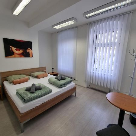 Rosens Wien المظهر الخارجي الصورة